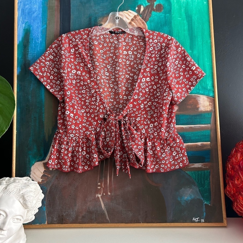 SHEIN Red Floral Tie Front Peplum Blouse Women’s Boho Cottagecore Crop Top - Picture 4 of 15